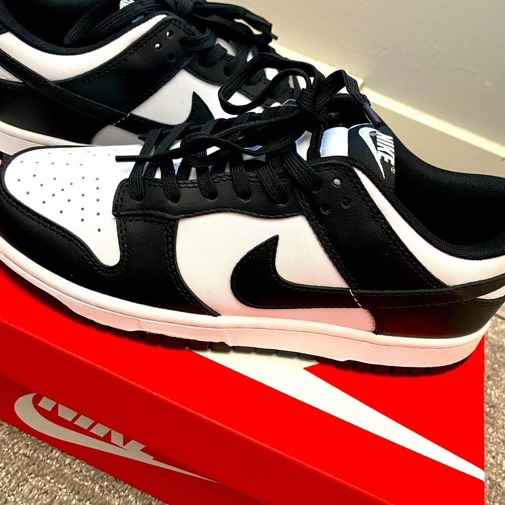Nike low dunks black/white